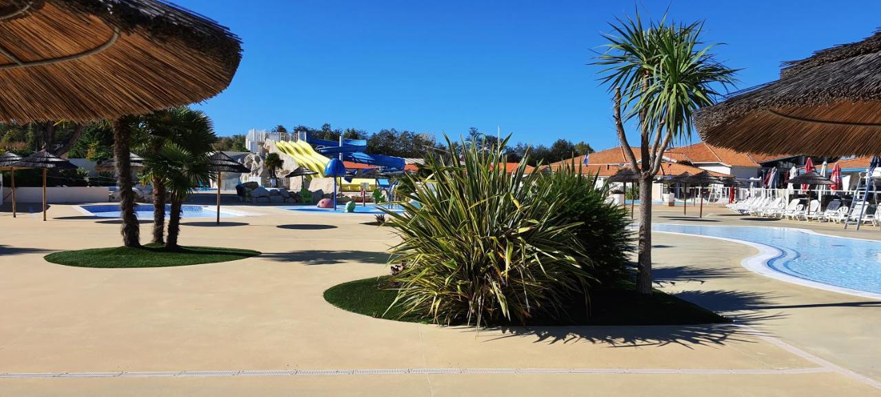 Mobilhome 2Ch Climatise-Terrasse Fermee-4 Velos-Camping 4 Etoiles Les Charmettes Les Mathes Exterior photo