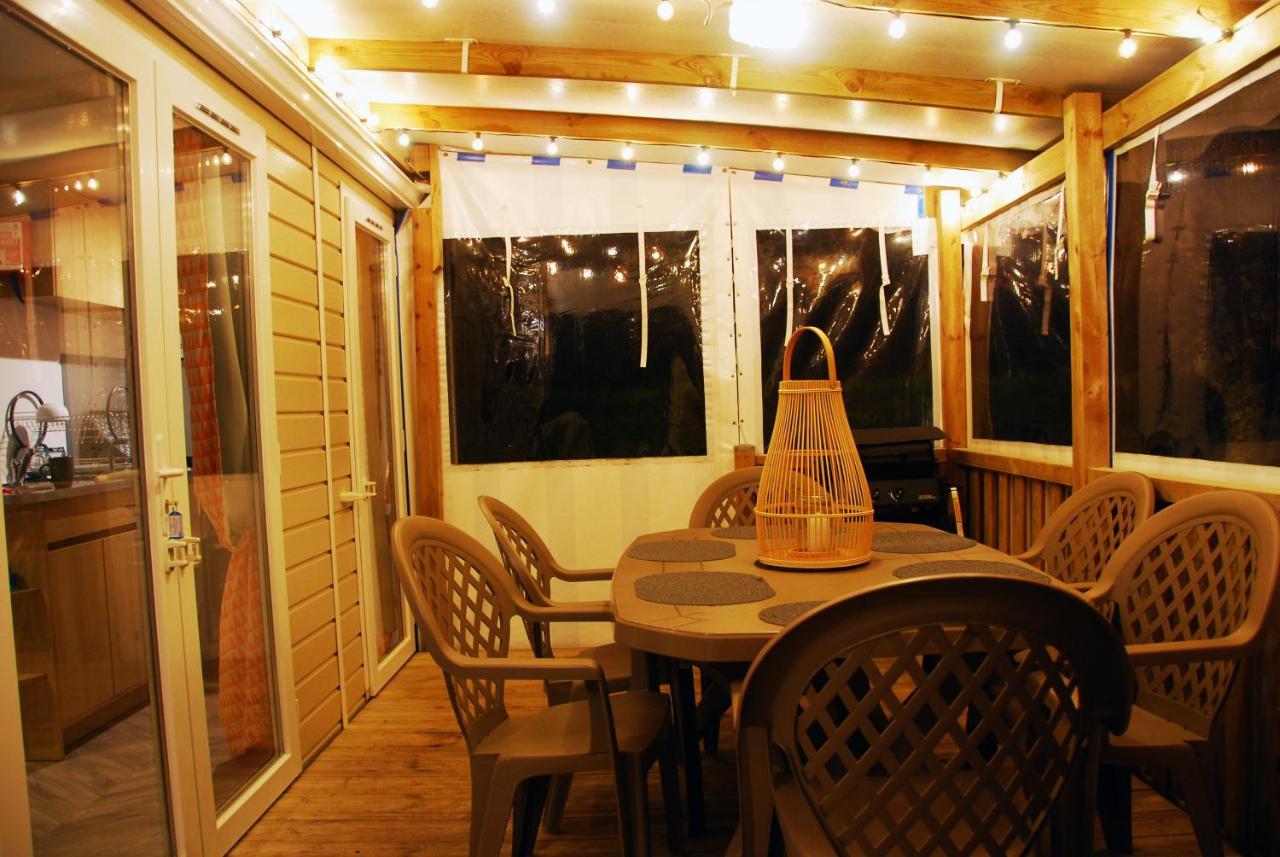 Mobilhome 2Ch Climatise-Terrasse Fermee-4 Velos-Camping 4 Etoiles Les Charmettes Les Mathes Exterior photo