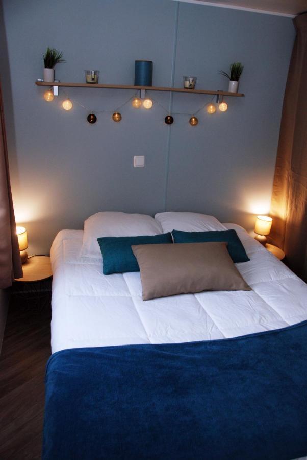Mobilhome 2Ch Climatise-Terrasse Fermee-4 Velos-Camping 4 Etoiles Les Charmettes Les Mathes Exterior photo