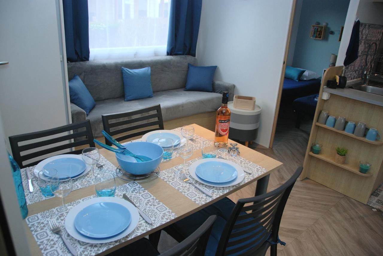 Mobilhome 2Ch Climatise-Terrasse Fermee-4 Velos-Camping 4 Etoiles Les Charmettes Les Mathes Exterior photo