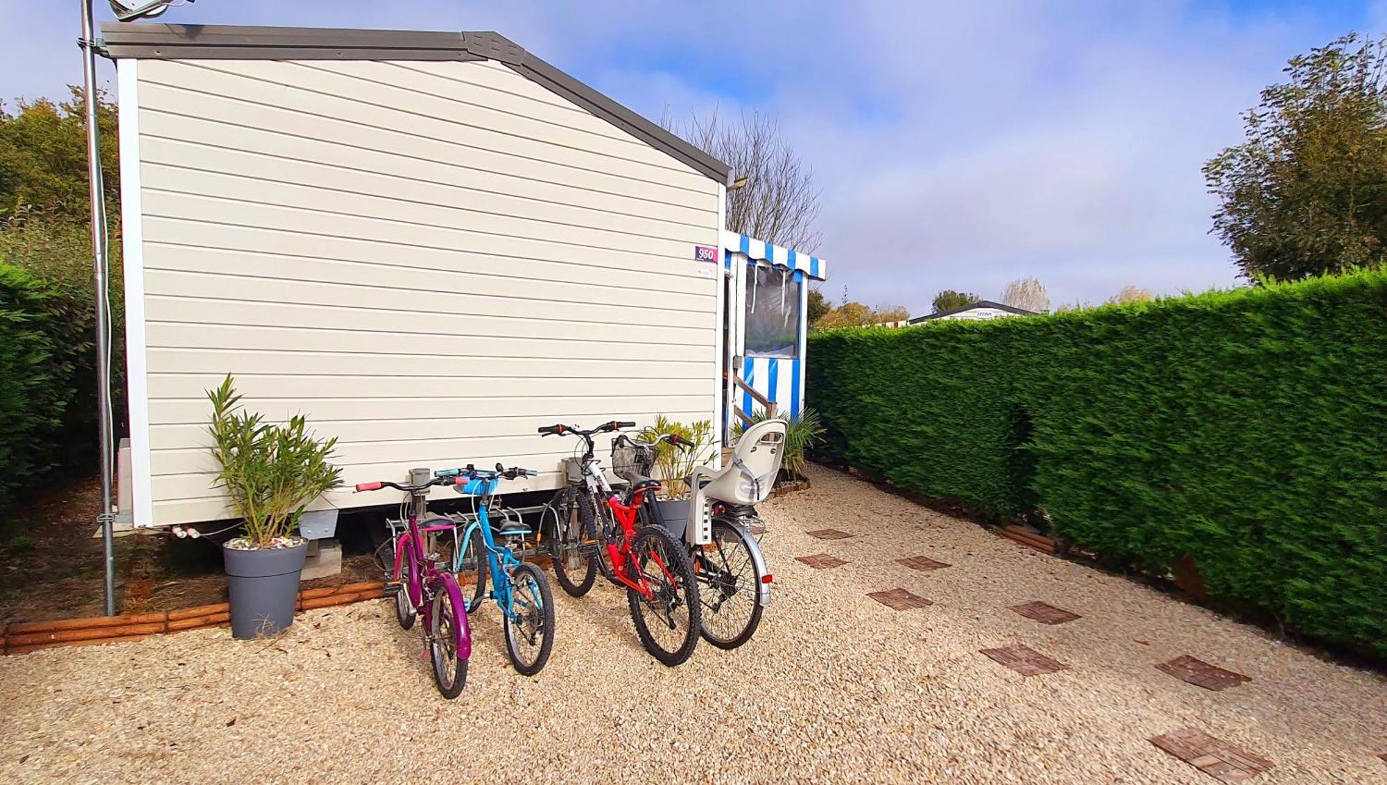 Mobilhome 2Ch Climatise-Terrasse Fermee-4 Velos-Camping 4 Etoiles Les Charmettes Les Mathes Exterior photo